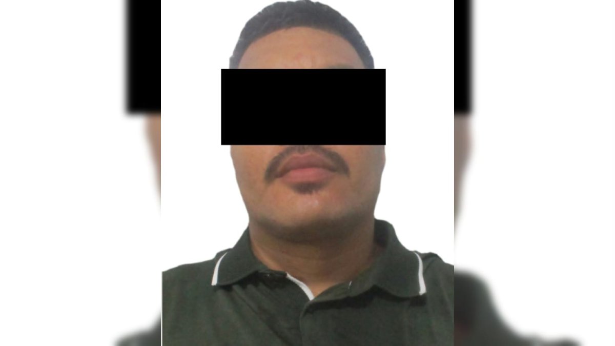 sujeto es detenido por policias de ahome