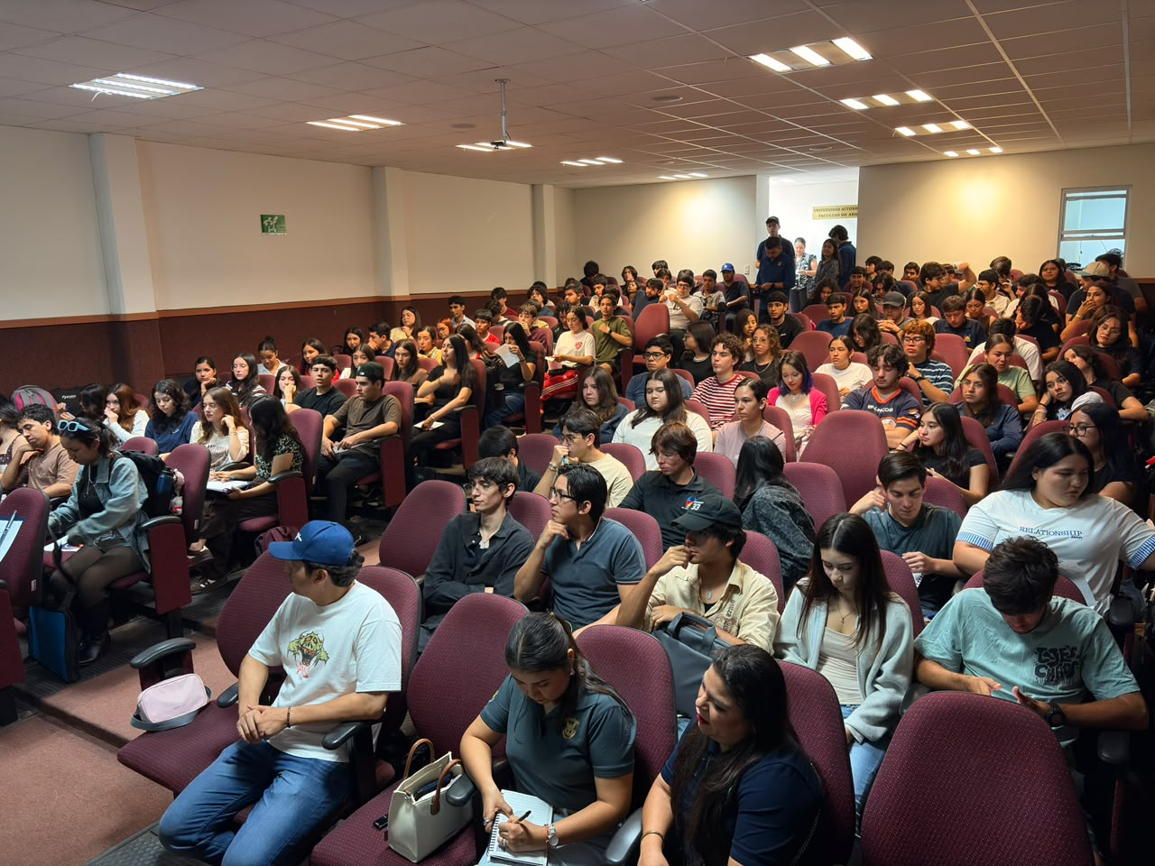 Taller para la prevención del suicidio en estudiantes de la UAS