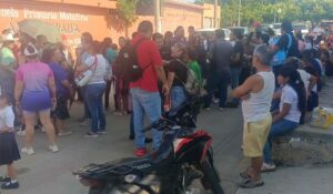Toman padres escuela en Mazatlán, Sinaloa; revelan que existe grupo ‘fantasma’ y 30 alumnos están sin garantías en este ciclo escolar