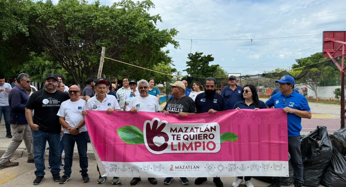 Se retiran 280 costales de basura durante la jornada 49 de “Mazatlán te quiero limpio” en la Salvador Allende