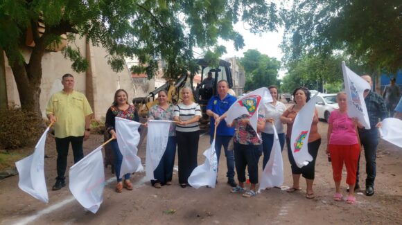 ¡Ya no habrá colapsos! Inician obra de drenaje sanitario en la colonia Magisterio de Guamúchil