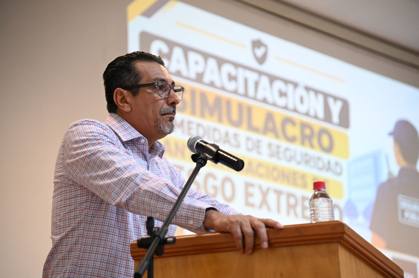 UAS capacita a estudiantes ante situaciones de riesgo extremo