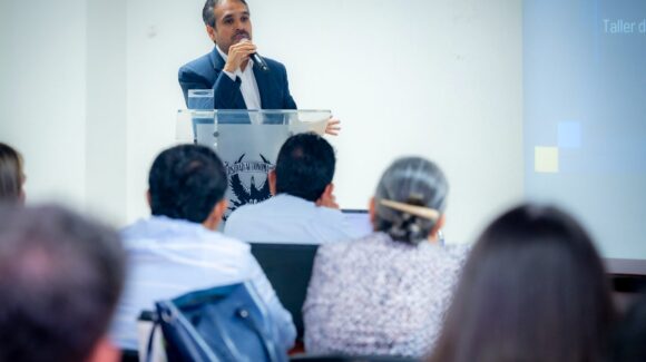 Alista la UAS certificados para acreditar las competencias profesionales de estudiantes desde el primer año de carrera