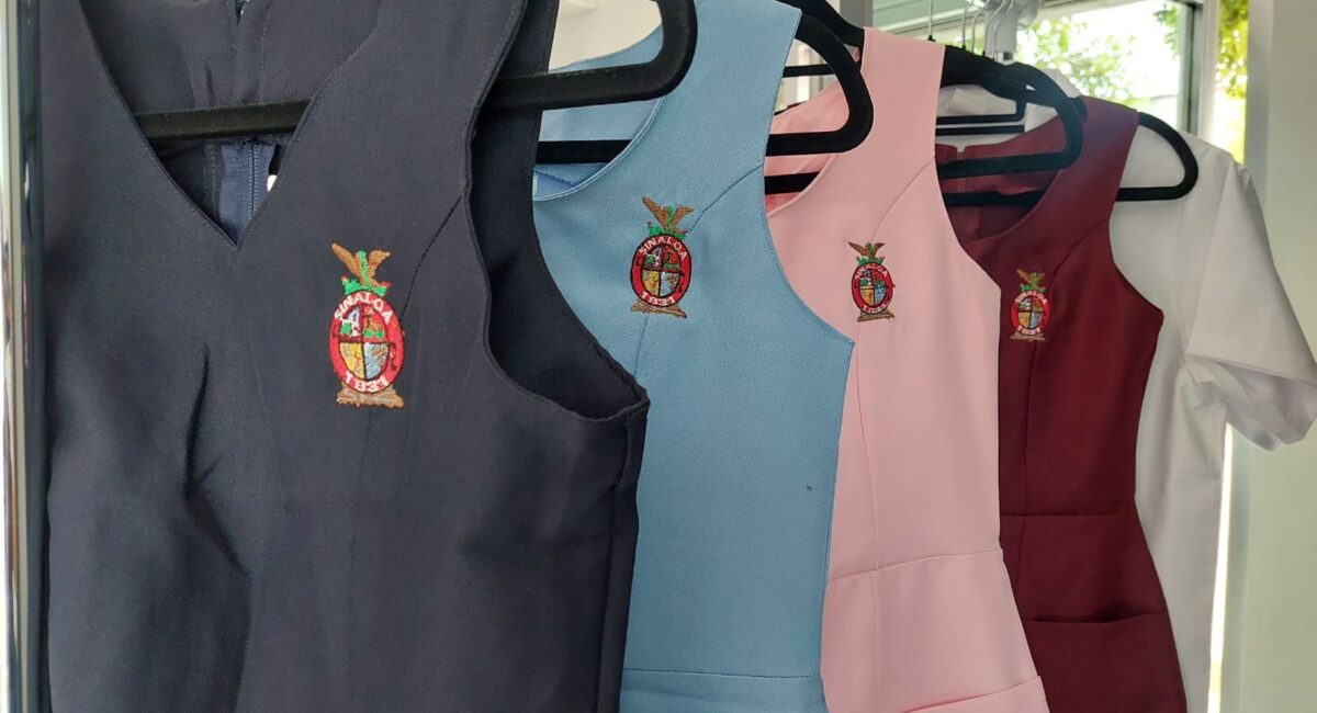 Proveedores de uniformes y útiles de la región del Évora, Sinaloa, comienzan a entregar documentación para liberar pagos