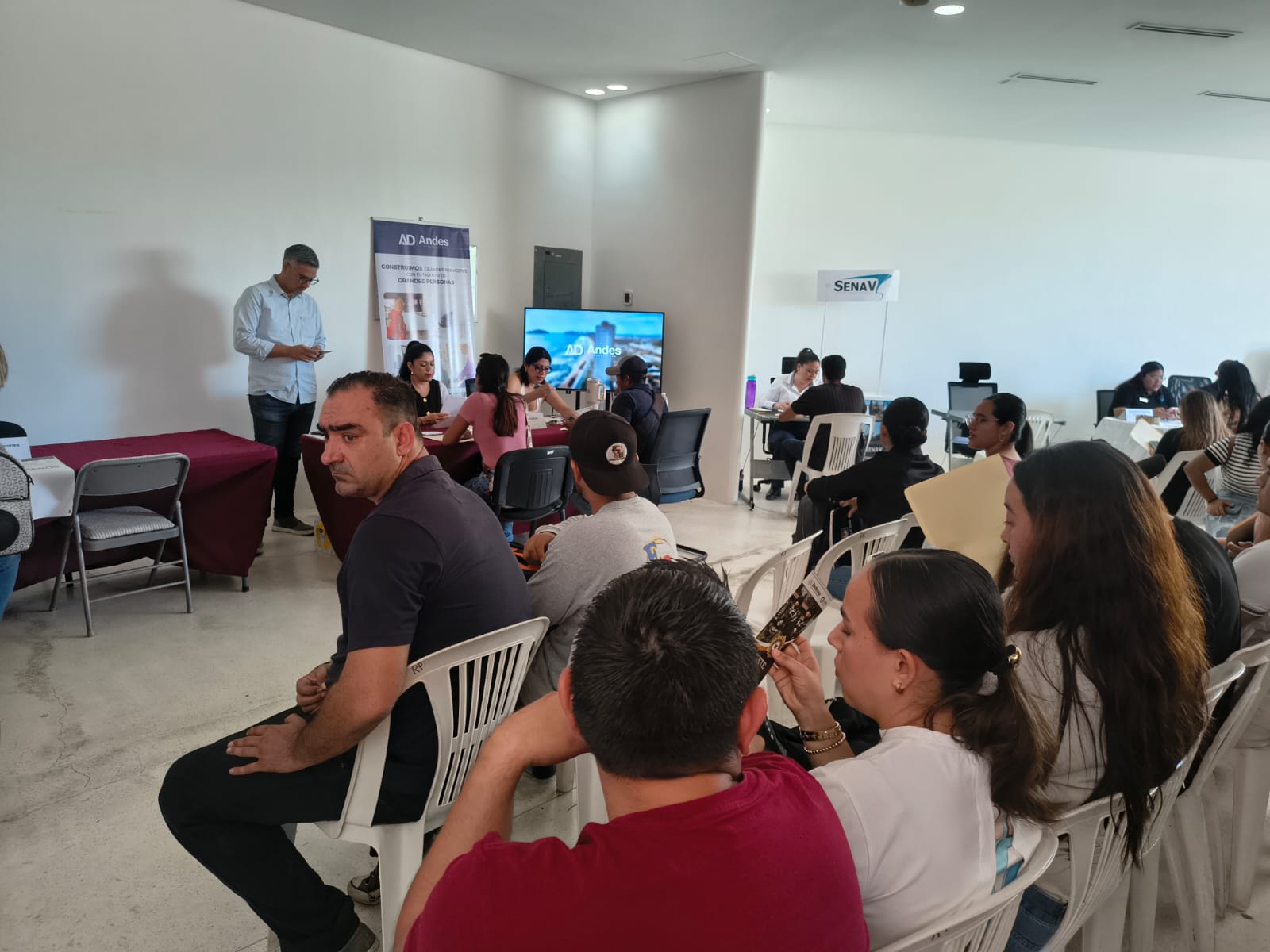 Anuncian vacantes para trabajar en la Marina y GN en la Feria del Empleo en Mazatlán