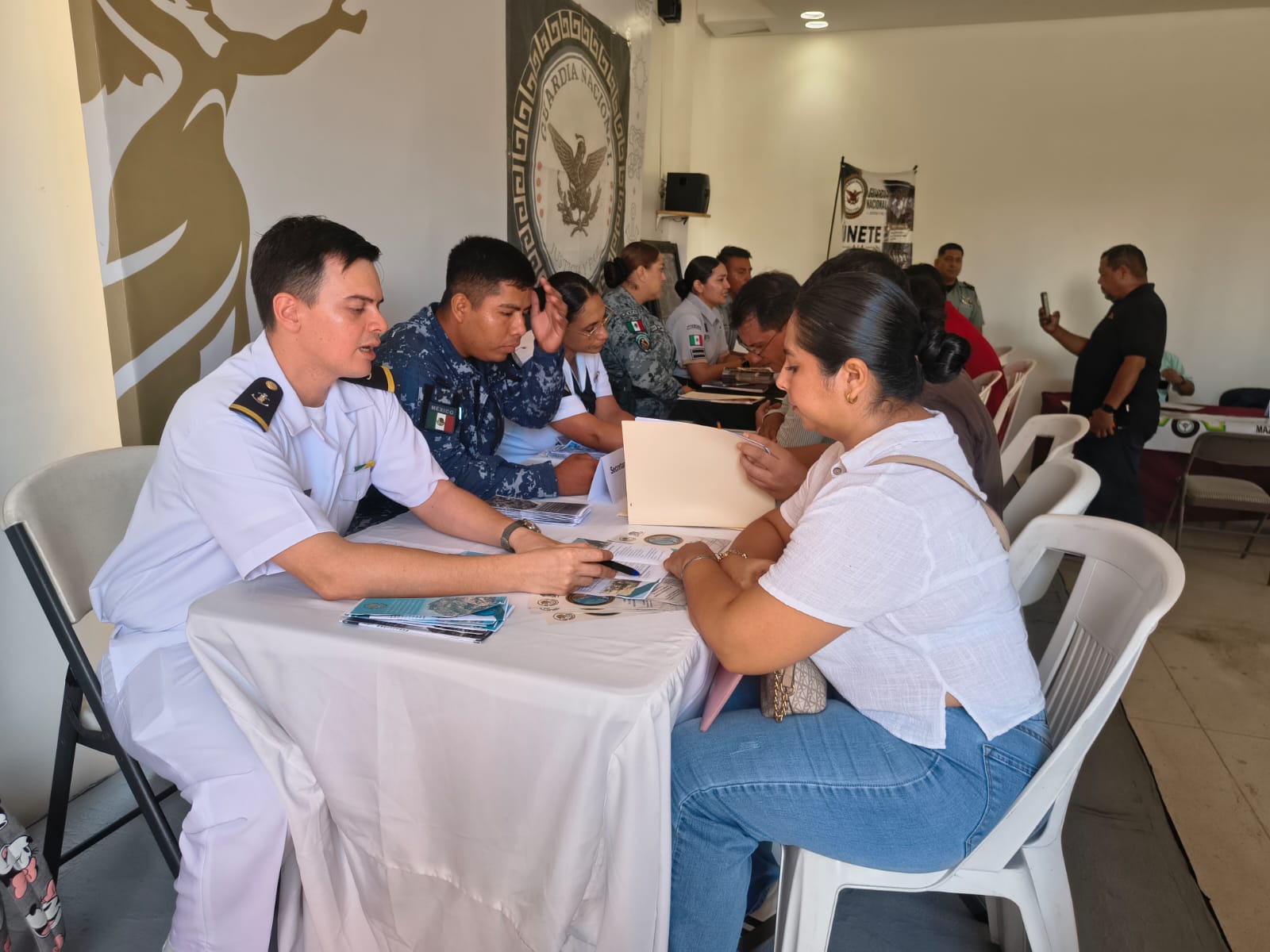 Anuncian vacantes para trabajar en la Marina y GN en la Feria del Empleo en Mazatlán