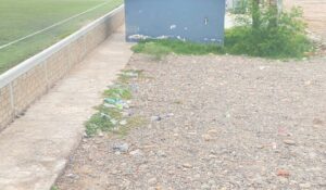 Vecinos de El Huitussi reportan fallas en agua, luz, basura y calles; drenaje y primaria sí reciben atención