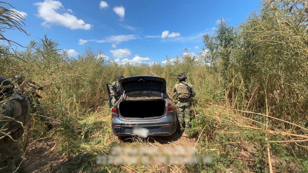 Vehículo asegurado en Mazatlán