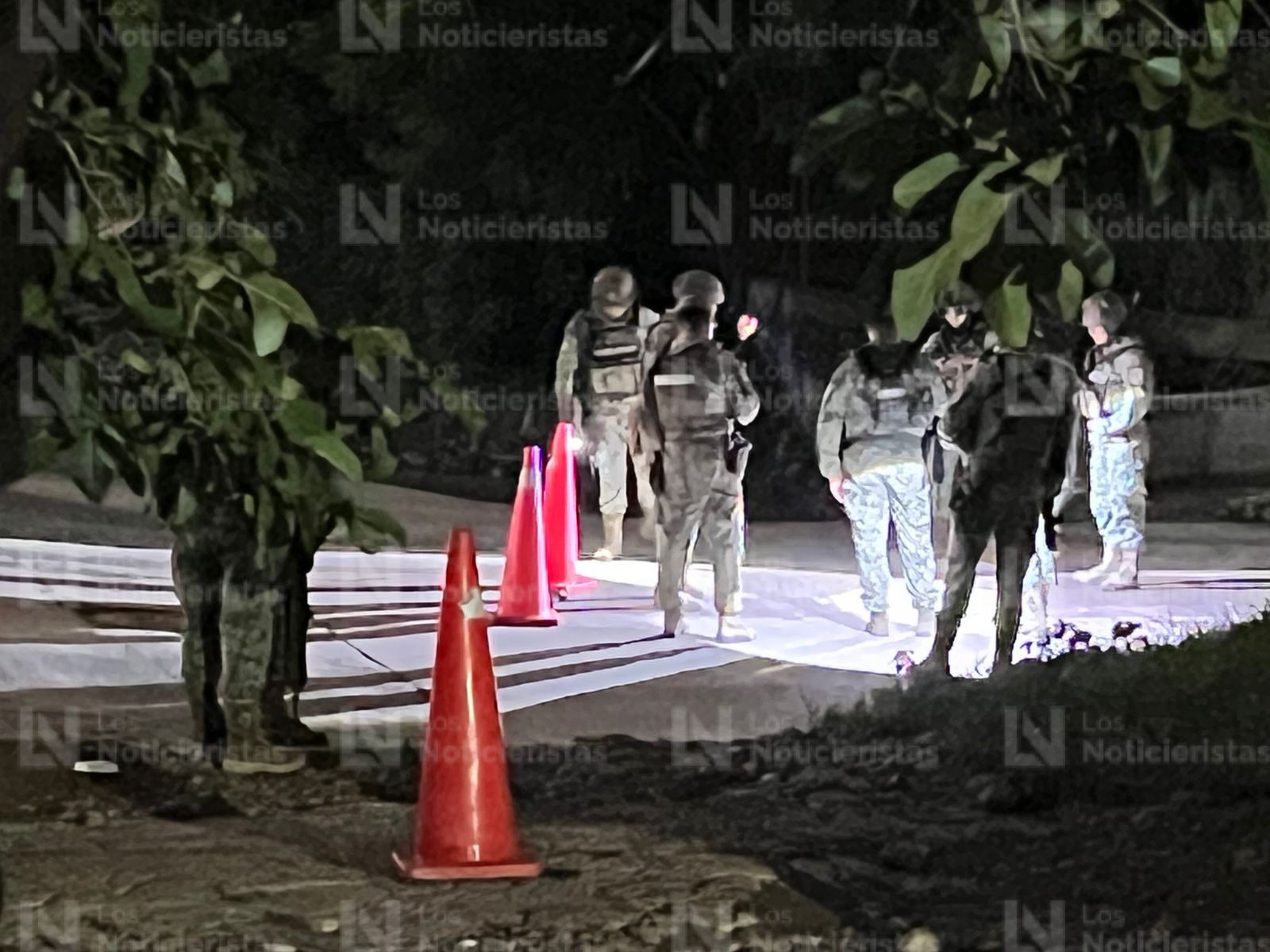 Vehículos asegurados tras persecución en la López Mateos, Culiacán