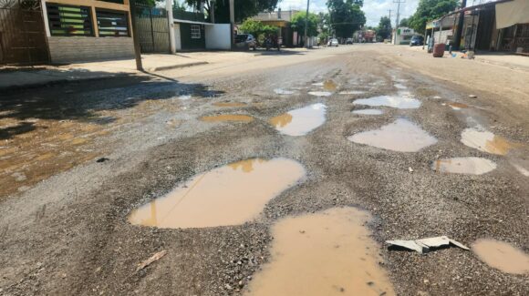 ¡Ya no aguantan bacheo! Estas son las carreteras y caminos vecinales más urgentes de arreglar en Guasave, Sinaloa