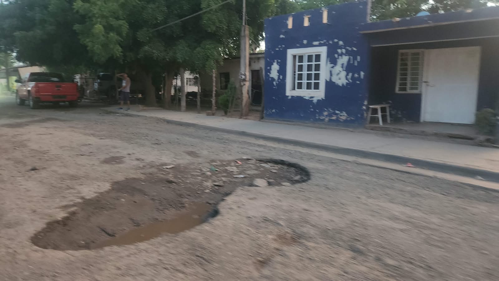 Vialidades con baches en Guasave
