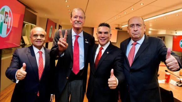 ¿Y el PAN? Vicente Fox, ‘Alito’ Moreno, y representantes del PRI sostienen reunión en la sede nacional del partido
