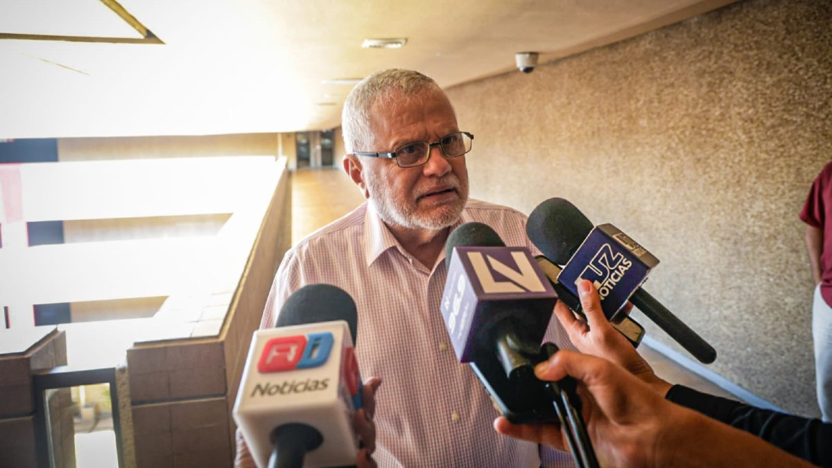 victor manuel diaz simental alcalde de escuinapa