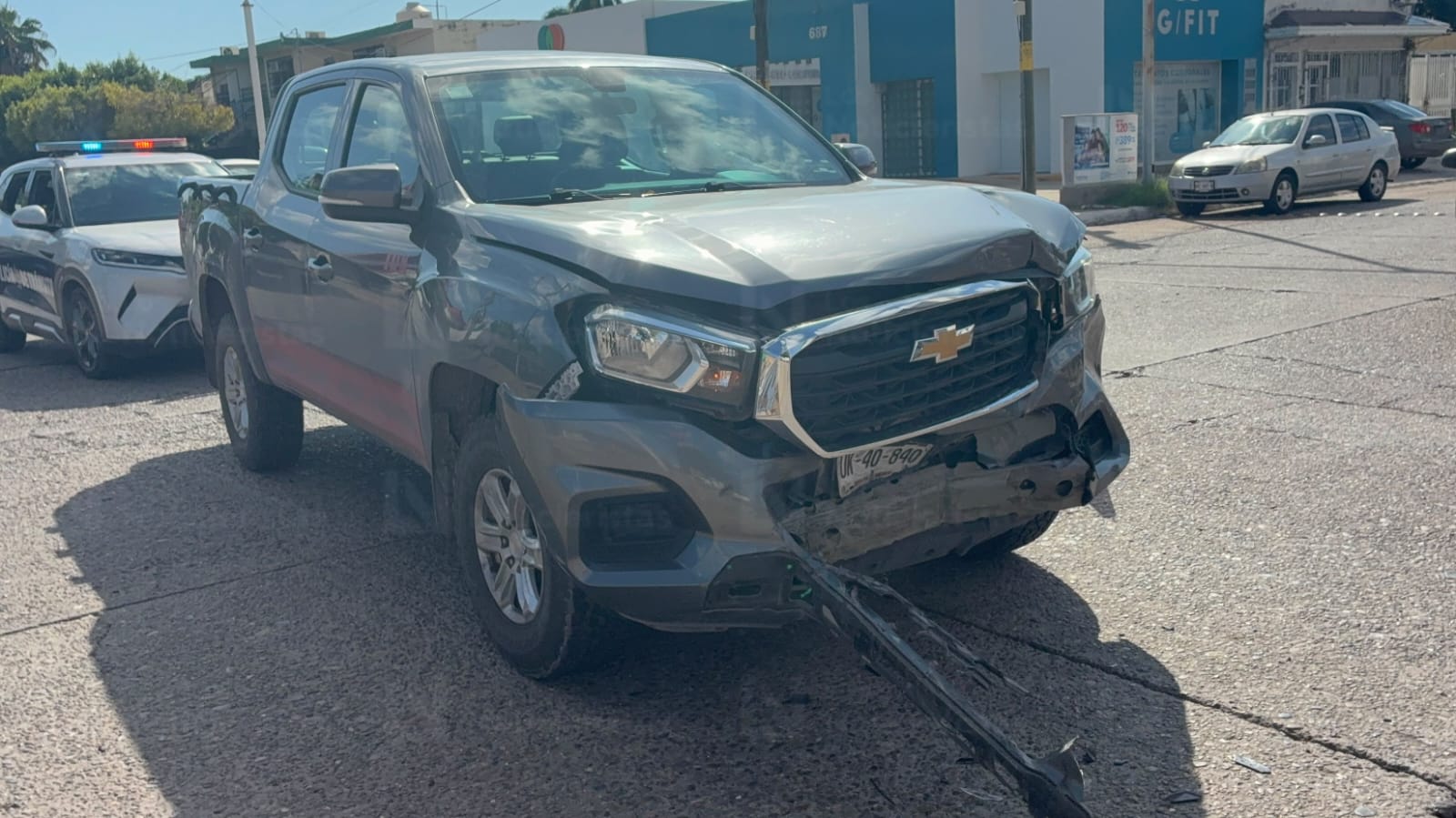 Hombre resulta lesionado tras sufrir volcadura en el sector centro de Los Mochis