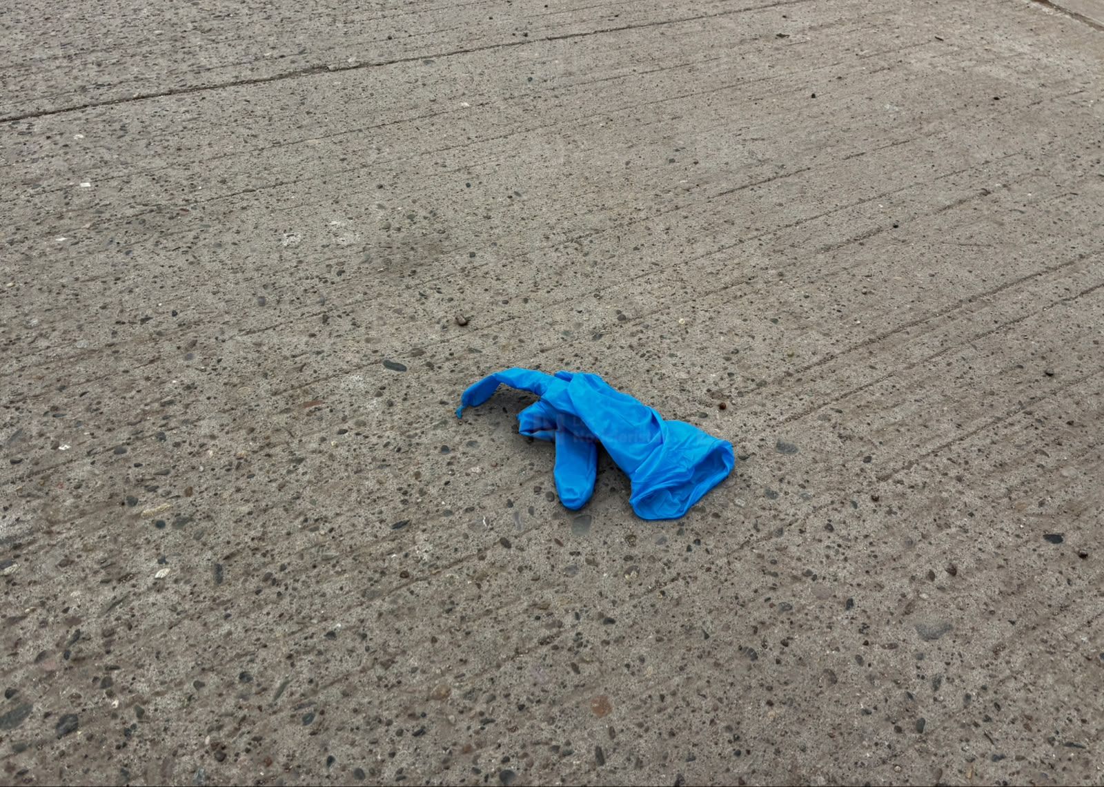 Agreden a balazos a un joven en calles de la Toledo Corro, en Los Mochis, Sinaloa