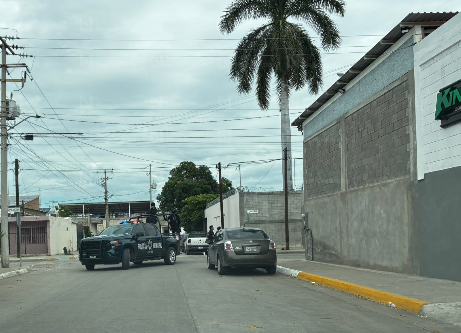 Agreden a balazos a un joven en calles de la Toledo Corro, en Los Mochis, Sinaloa