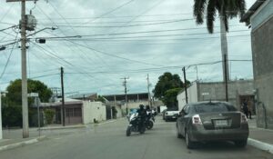 Agreden a balazos a un joven en calles de la Toledo Corro, en Los Mochis, Sinaloa