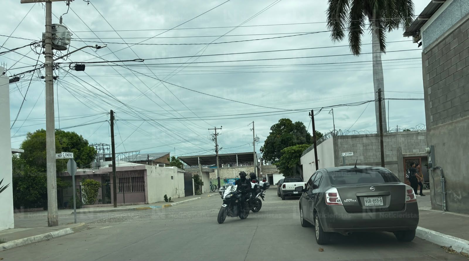 Agreden a balazos a un joven en calles de la Toledo Corro, en Los Mochis, Sinaloa