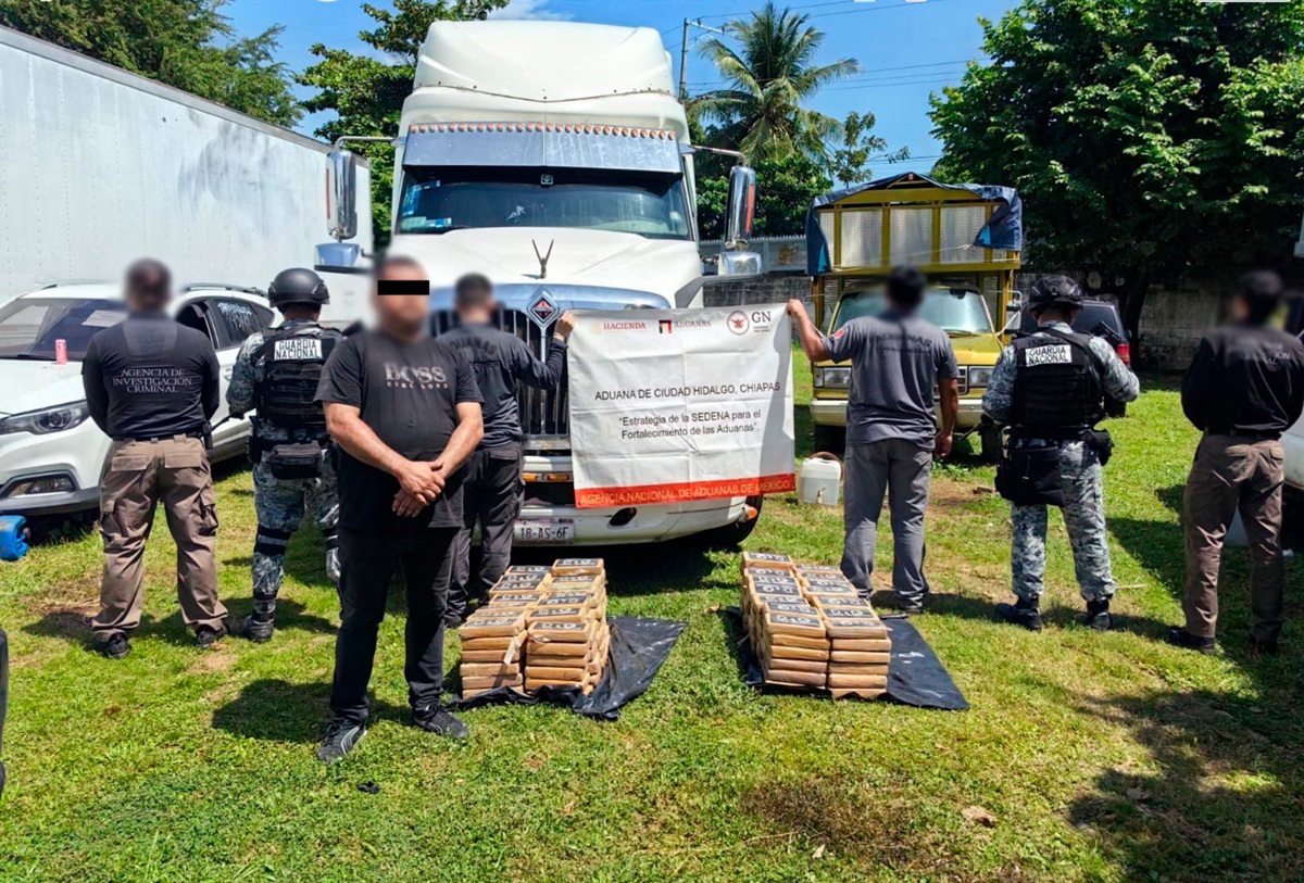 Aseguran 171 kilos de presunta cocaína ocultos en tanques de gasolina en Chiapas