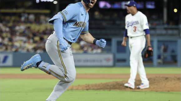 Brewers barren a Dodgers y terminan con el reinado de los bicampeones en Grandes Ligas