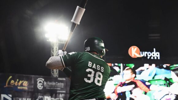 Cañeros cae ante Algodoneros pese a dos jonrones de Jayson Bass