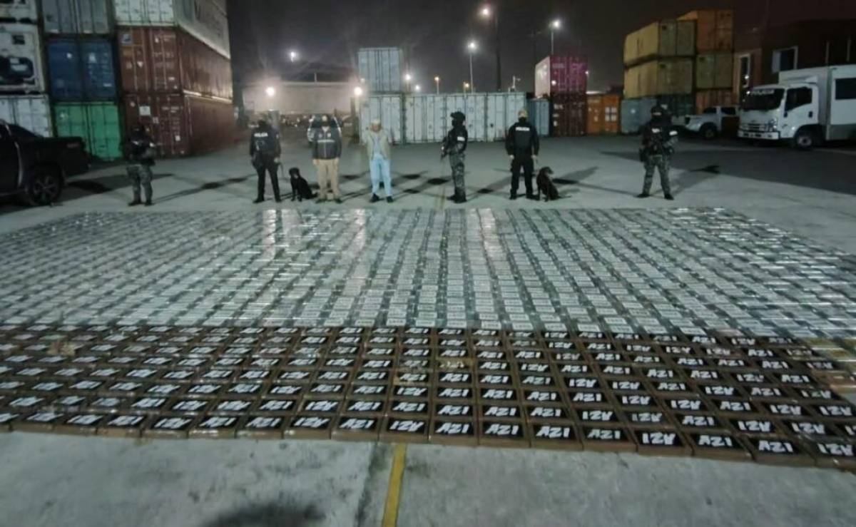Cocaína decomisada en Ecuador que tenía México como destino