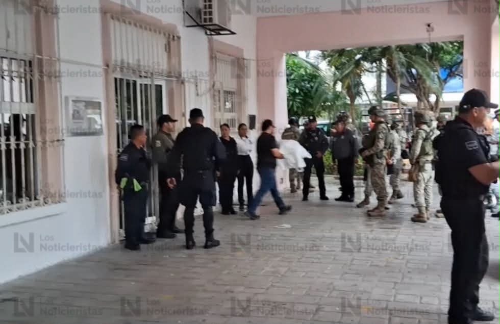Dejan cabeza human en el Ayuntamiento de Mazatlán