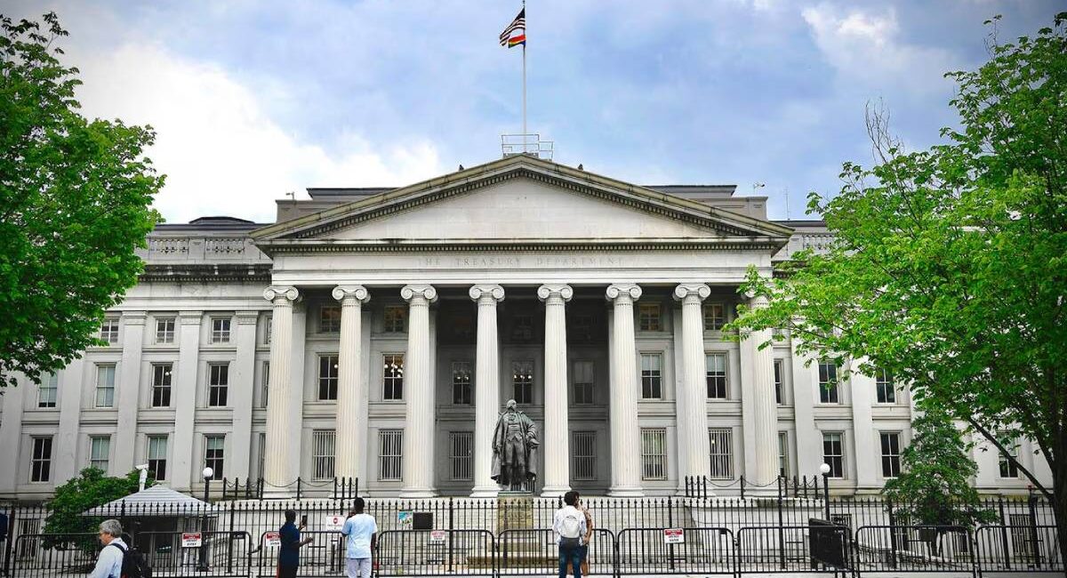 UIF bloquea cuentas de 15 personas y empresas ligadas al Cártel del Noreste tras designación de EU