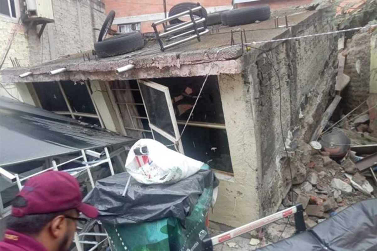 Derrumbe en vecindad en Colonia Morelos, CDMX