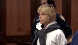 ¿Qué pasó con Selma Blair? La actriz de ‘Hellboy’ fue detenida tras morder a personas en un avión