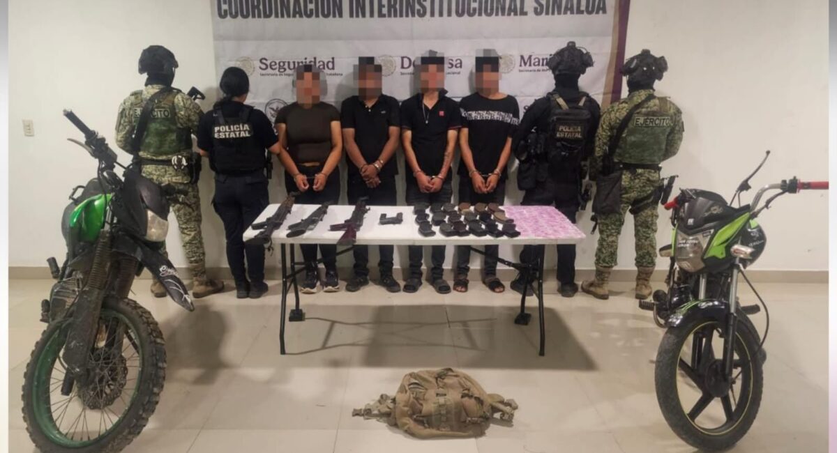 Detienen a cuatro personas armadas entre ellos una mujer en Concordia, Sinaloa; les aseguran 200 dosis de presunta metanfetamina