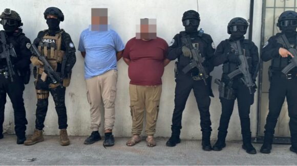 Ejecutan tres órdenes de aprehensión contra presuntos asesinos del coordinador de PC en Escuinapa; son los mismos del feminicidio de la estilista