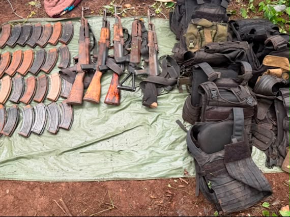 Encuentran arsenal en La Guásima, Concordia, Sinaloa