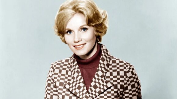 Fallece a los 102 años Eva Marie Saint, actriz ganadora del Oscar y estrella de “North by Northwest”