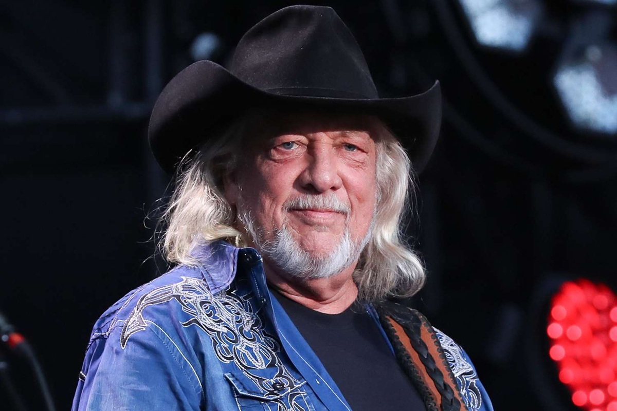 Fallece John Anderson, cantante de música country, a los 71 años