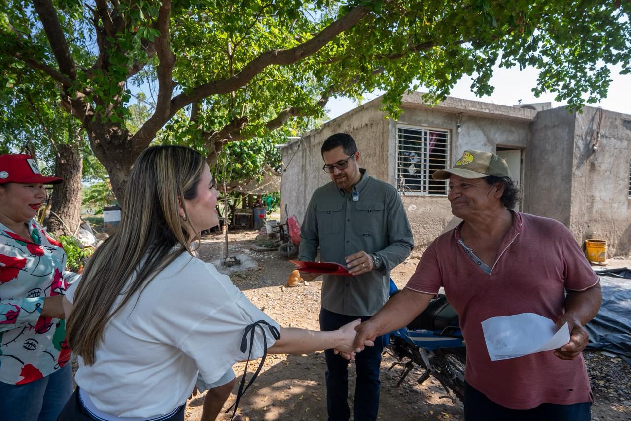 Familias de Cospita, Culiacán reciben ayuda tras el mar de fondo