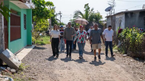 “Nos sirve para recuperar lo que perdimos”: Familias de Cospita, Culiacán reciben ayuda tras el mar de fondo