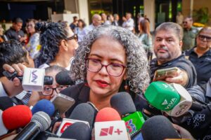 Graciela Dominguez Nava, gobernadora de Sinaloa en entrevista