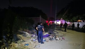 Localizan a un hombre sin vida envuelto en una manta en Mazatlán