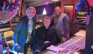 Luis Miguel genera especulaciones sobre su regreso a la música tras aparecer en un estudio, ¿prepara nuevo álbum?