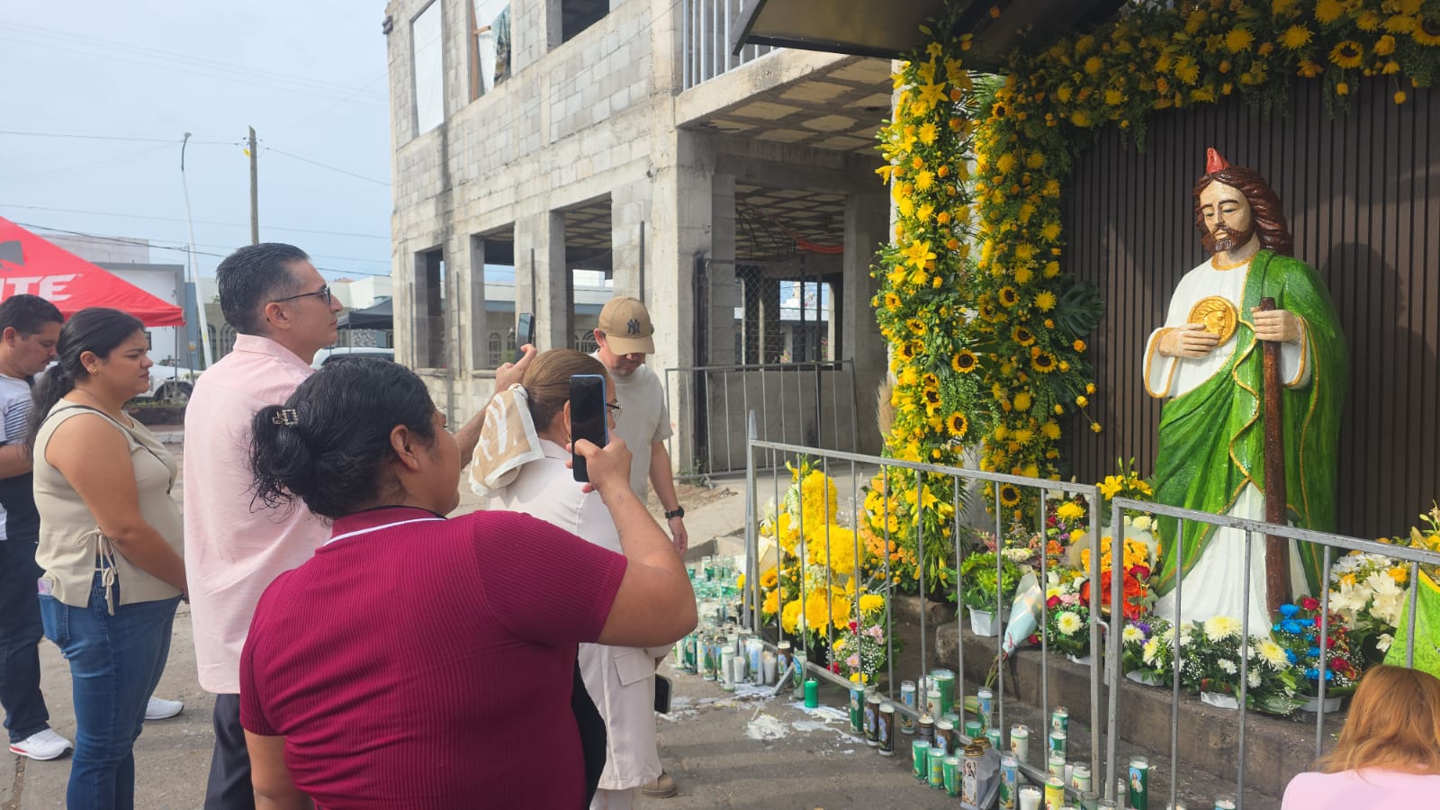Miles de devotos celebran el día de San Judas Tadeo en Culiacán