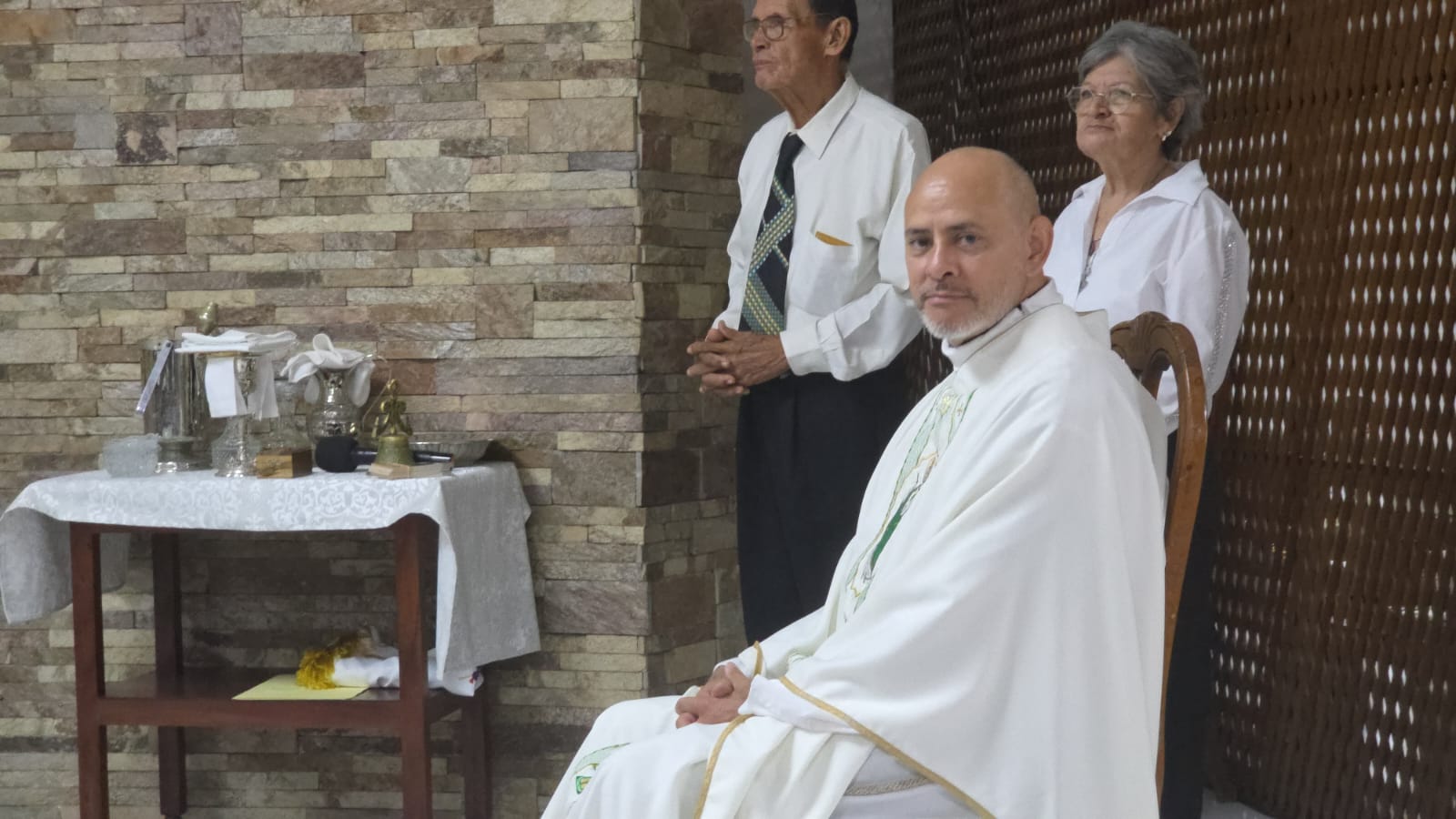 Padre Esteban Robles en día de San Judas Tadeo