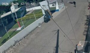 Captan en video a patrulla de Marina que golpea a motociclista durante persecución en Estación Bamoa, Guasave, Sinaloa