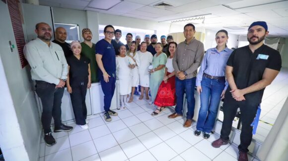 Nueve mujeres reciben cirugías gratuitas de reconstrucción mamaria en Sinaloa