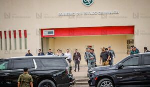 Llega Harfuch a Sinaloa y encabeza mesa de Seguridad en Culiacán, tras instrucción de Sheinbaum
