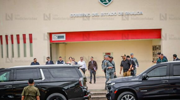 Llega Harfuch a Sinaloa y encabeza mesa de Seguridad en Culiacán, tras instrucción de Sheinbaum