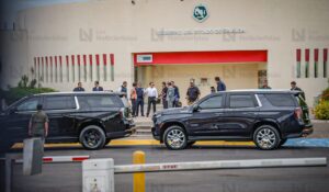 Llega Harfuch a Sinaloa y encabeza mesa de Seguridad en Culiacán, tras instrucción de Shienbaum