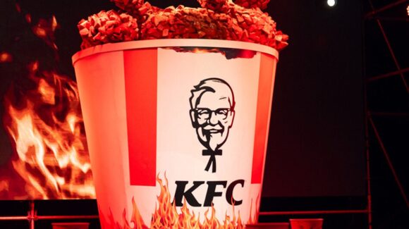 ¿Te atreves a probarlo? KFC presenta Hot Cruji Bravo, una receta de pollo picante que desafía a los consumidores mexicanos