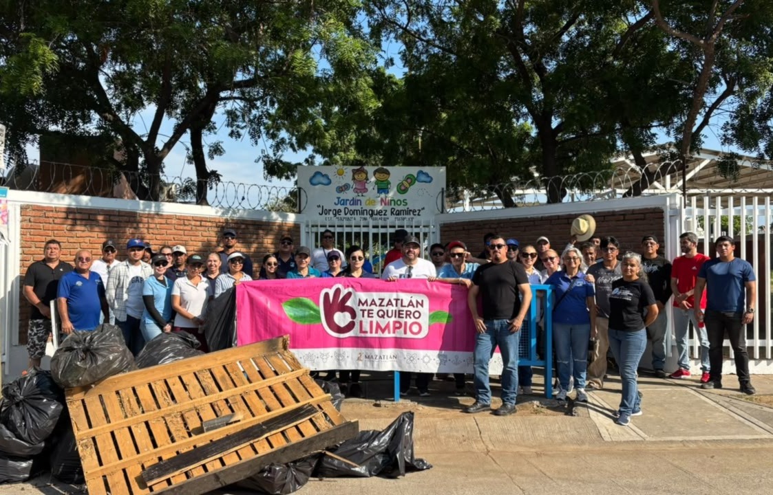 Retiran dos camiones de basura en Hogar del Pescador y Prado Bonito, en Mazatlán, Sinaloa