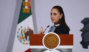 “No va a afectar al turismo”: Sheinbaum defiende aumento al Derecho de No Residente y anuncia mejoras en aeropuertos